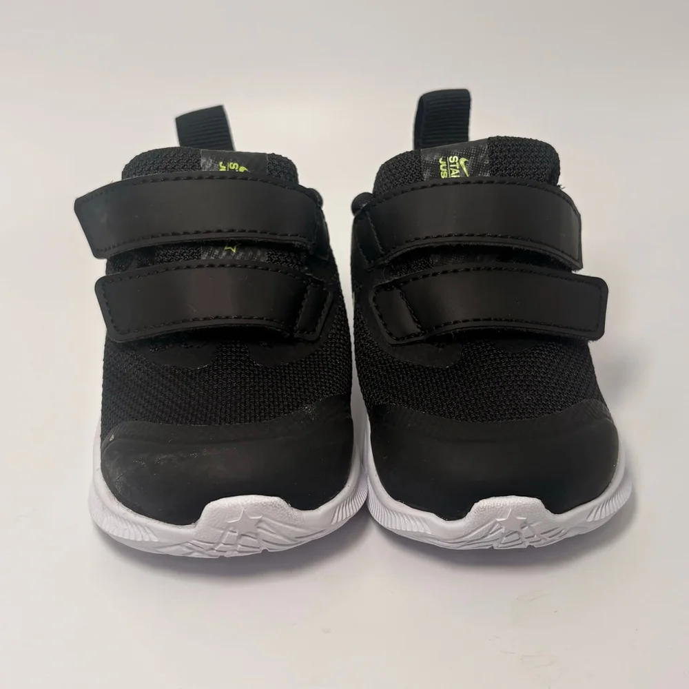 Baby Nike Star Runner 3 Black Gold Hook & Loop Shoes 3C